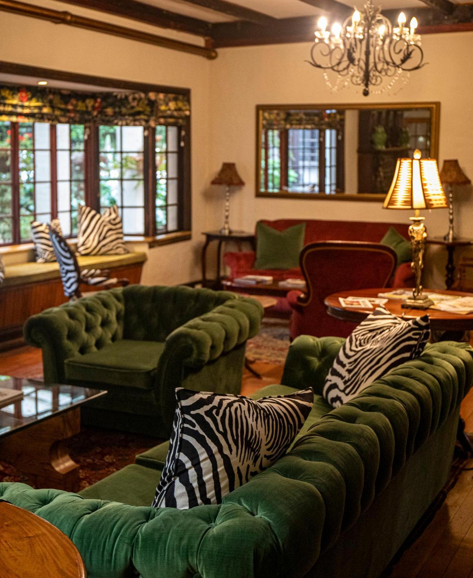 Rawdons Hotel&brewery Hotel